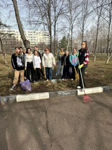 Организация временного трудоустройства несовершеннолетних граждан в возрасте от 14 до 18 лет в свободное от учебы время.
